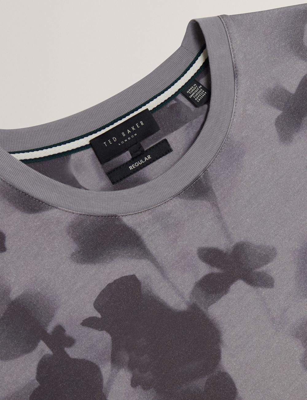 Men Ted Baker DENNISS - Monochrome Floral Print Cotton T-Shirts Dk-Grey | AFKO71368