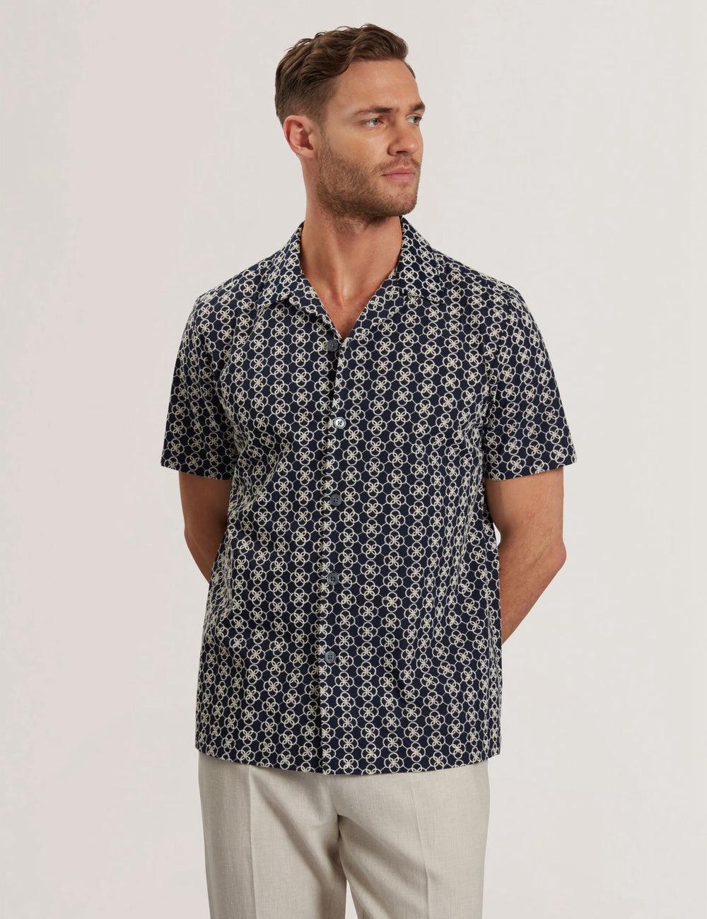 Men Ted Baker FINLAYS - Short Sleeve Relaxed Embroidered Casual Shirts Navy | PMDR78412