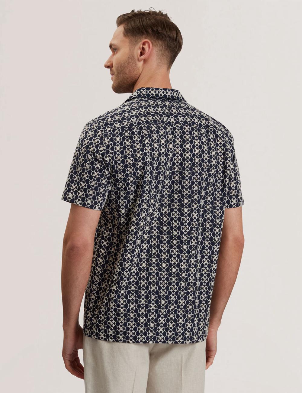 Men Ted Baker FINLAYS - Short Sleeve Relaxed Embroidered Casual Shirts Navy | PMDR78412