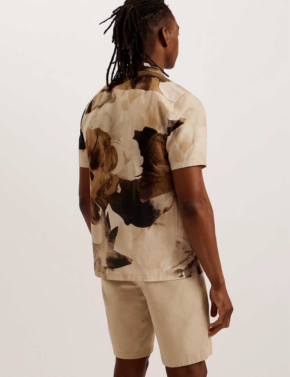 Men Ted Baker HENRIS - Short Sleeve Relaxed Floral Print Casual Shirts Ecru | SKRI20438
