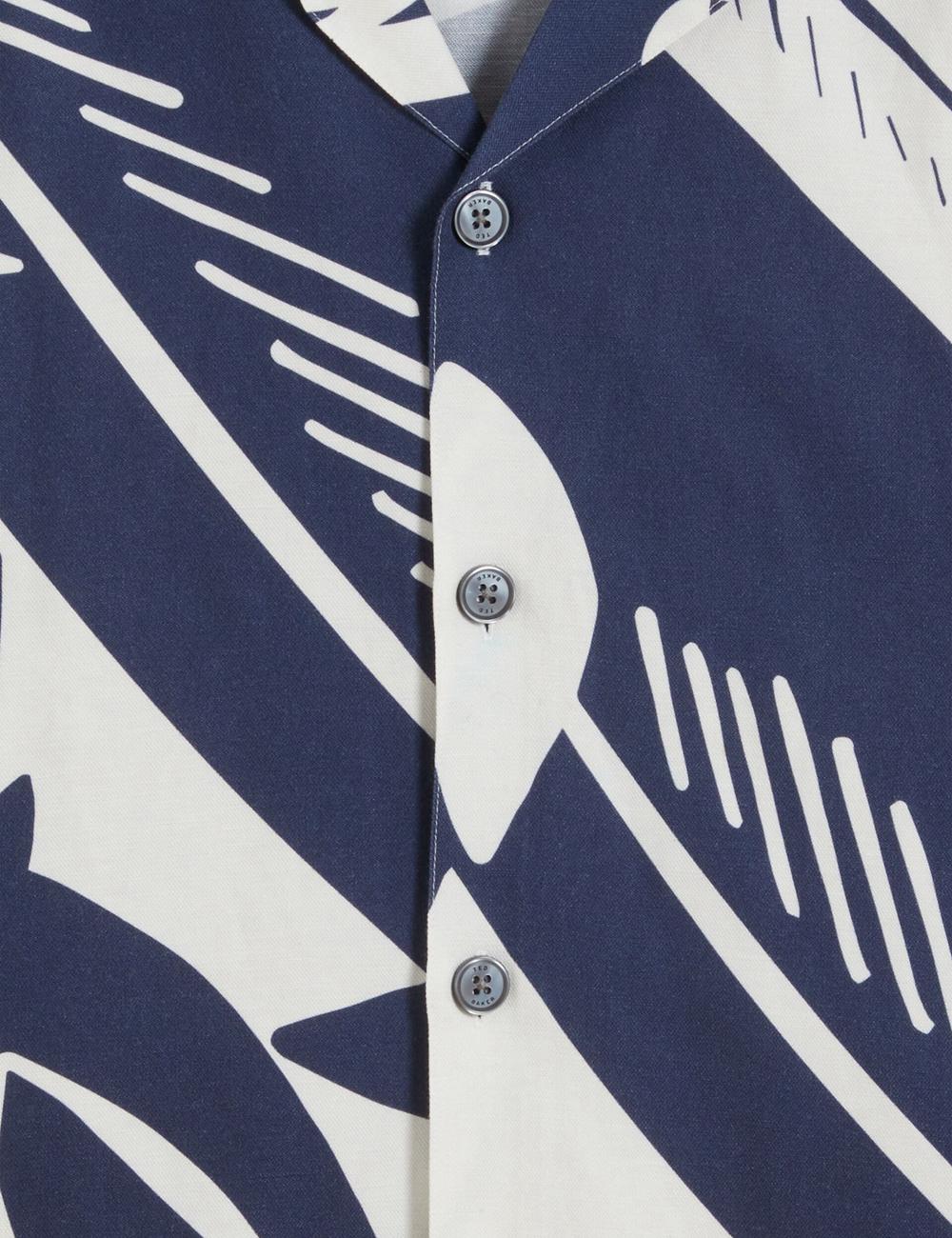 Men Ted Baker HEUKELS - Short Sleeve Relaxed Fish Print Casual Shirts Mid-Navy | PIUW69053