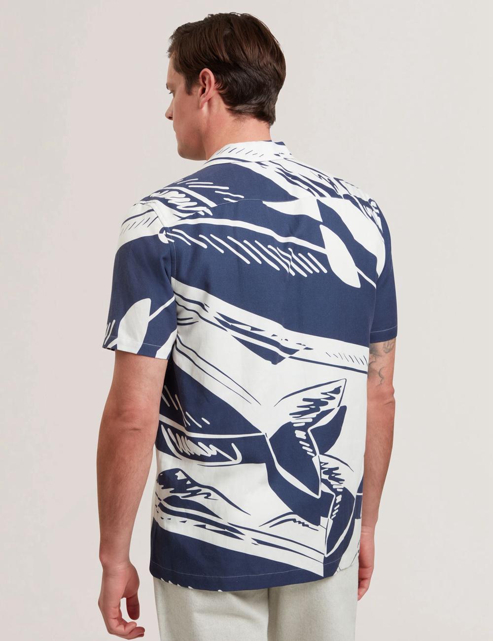 Men Ted Baker HEUKELS - Short Sleeve Relaxed Fish Print Casual Shirts Mid-Navy | PIUW69053