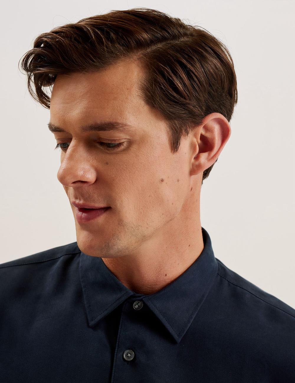 Men Ted Baker NESSMEN - Embroidered Detail Relaxed Fit Casual Shirts Navy | VLNC90718