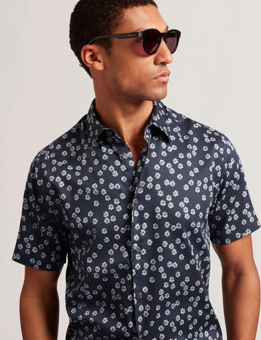 Men Ted Baker NIKSHO - Short Sleeve Slim Ditsy Floral Casual Shirts Navy | LYCA40526