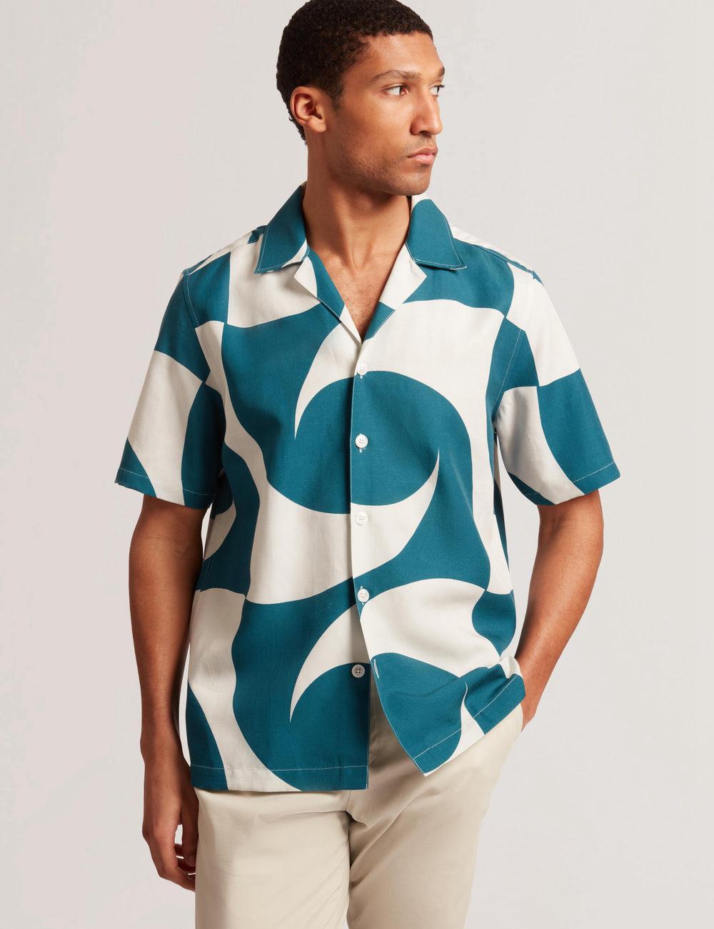 Men Ted Baker ROLDAN - Short Sleeve Oversized Swirl Print Casual Shirts Turquoise | VKQL67412