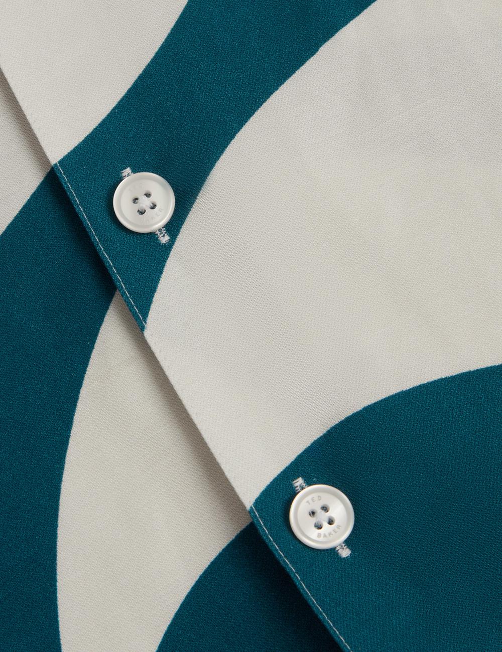 Men Ted Baker ROLDAN - Short Sleeve Oversized Swirl Print Casual Shirts Turquoise | VKQL67412