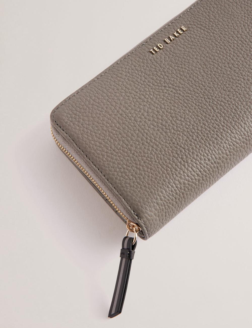 Women Ted Baker DALIEA - Large Textured Leather Zip Around Purses Mid-Grey | YBGH27598