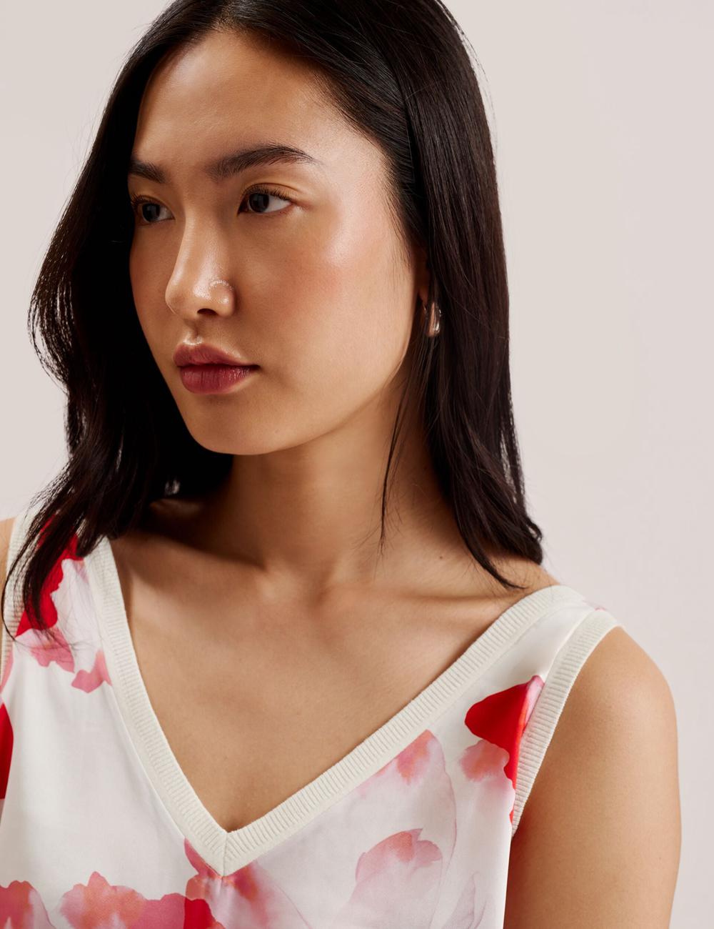 Women Ted Baker HEIDIII - Printed Panel V-Neck Knitted Vest Tank Tops Ivory | PJRT47902