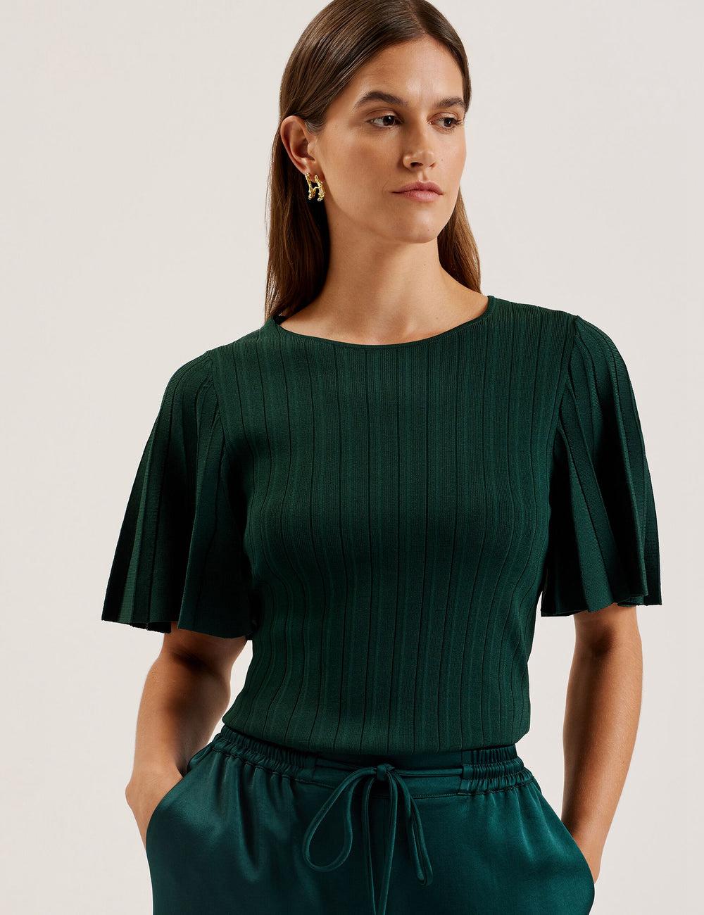 Women Ted Baker IIVANNA - Ribbed Knit Top With Fluted Short Sleeves Jumpers Dk-Green | AXVN21357