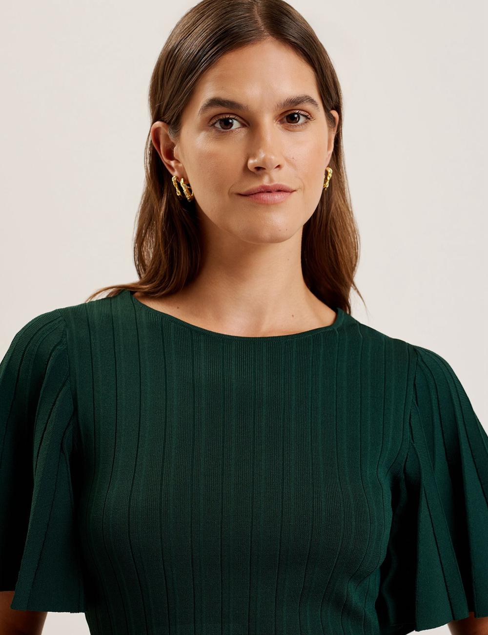 Women Ted Baker IIVANNA - Ribbed Knit Top With Fluted Short Sleeves Jumpers Dk-Green | AXVN21357