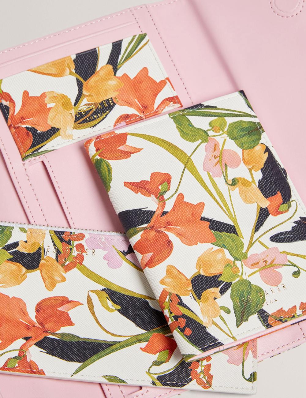 Women Ted Baker JACIIIE - Floral Print Faux Leather Travel Wallets Nat-White | XJKY27905