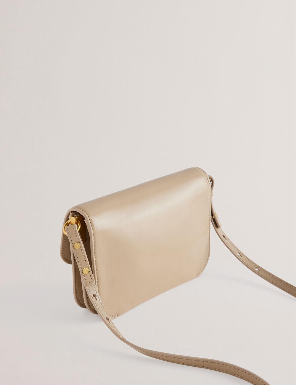 Women Ted Baker KKAYSA - Leather Twist Lock Small Crossbody Bags Taupe | CBGN21439