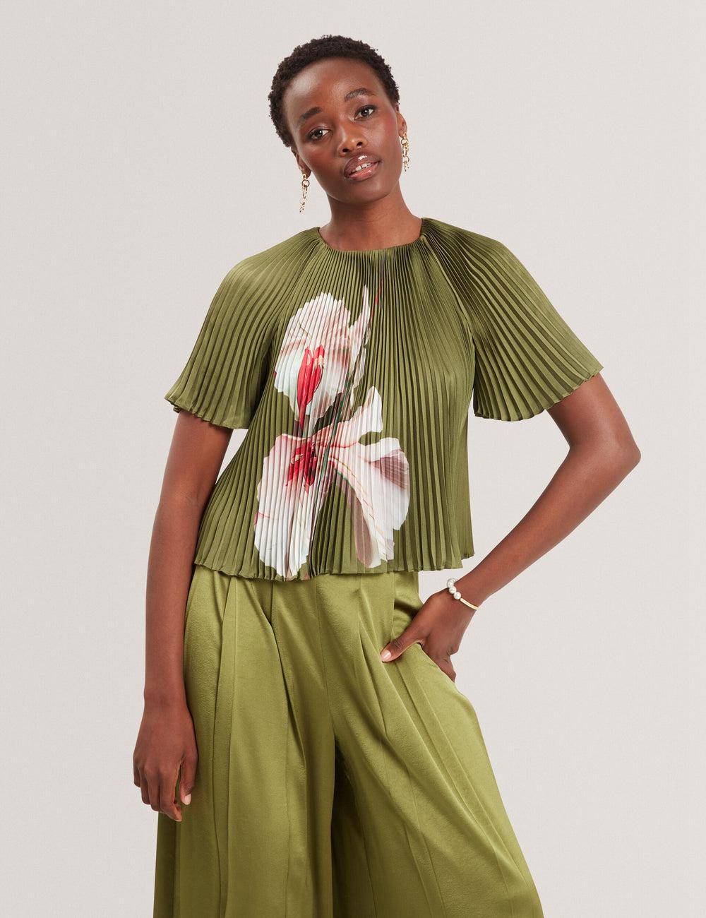Women Ted Baker LIONAA - Floral Graphic Pleated Satin Short Sleeve Blouses Green | KZHV79816